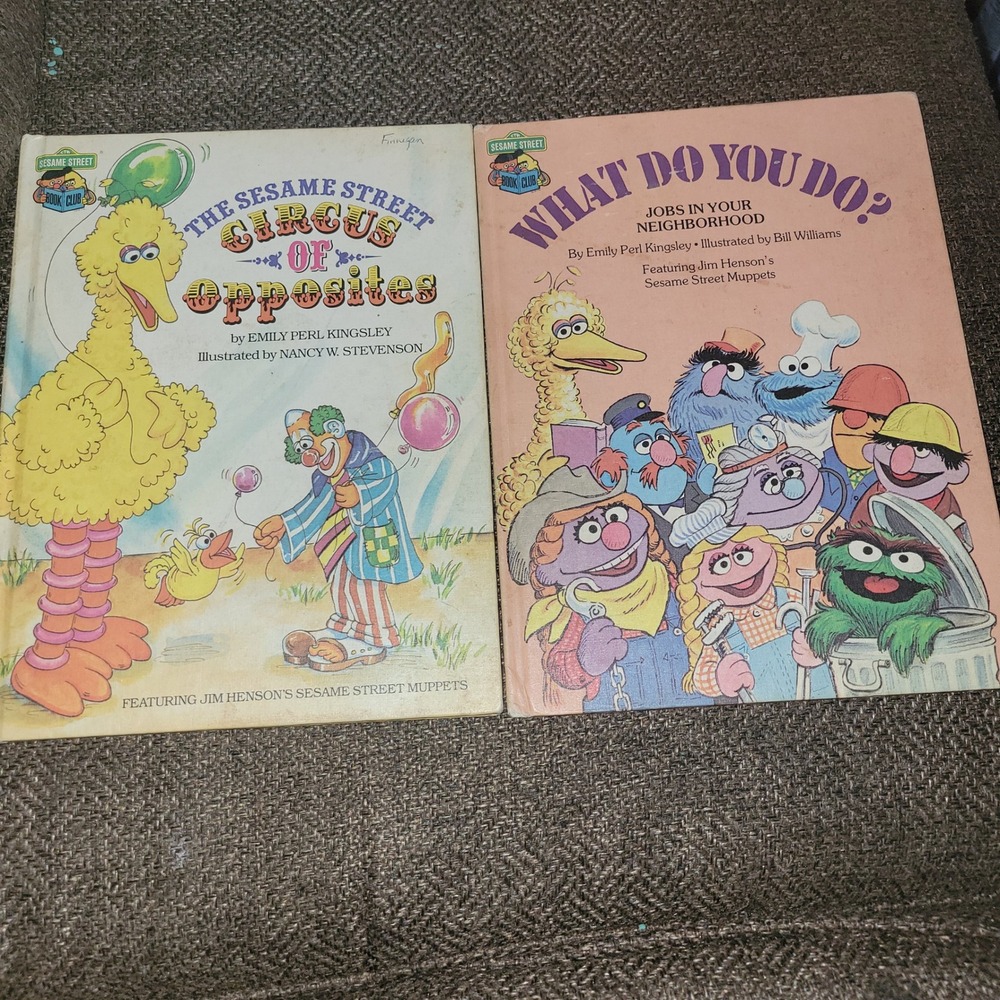 Vintage Sesame Street Book Club 2 Book Lot Circus of Opposites What Do You Do‎